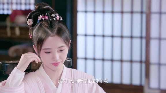 带动鞠婧祎的人气也更加提高, 到了snh48第三届总选举中,鞠婧祎已上升