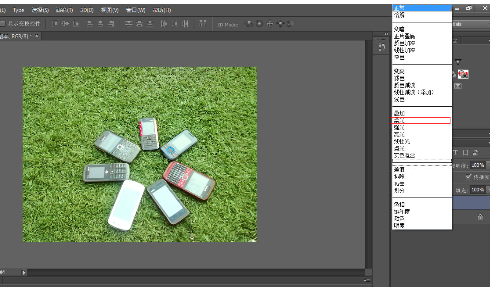 Adobe Photoshop CS6如何给草地调出亮丽颜色?